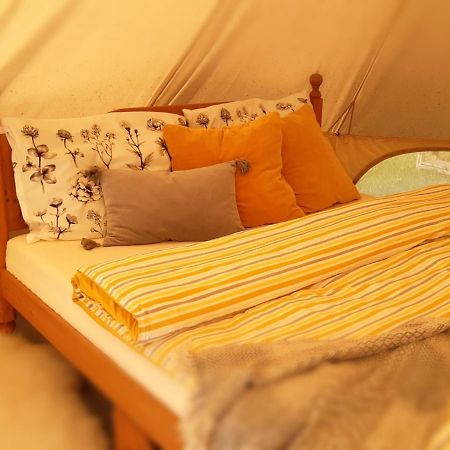 Glamping V Sadu Ξενοδοχείο Sadská Εξωτερικό φωτογραφία