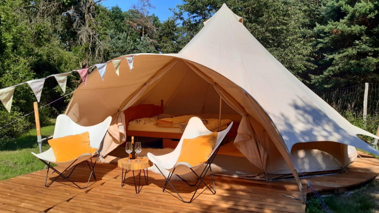 Glamping V Sadu Ξενοδοχείο Sadská Εξωτερικό φωτογραφία